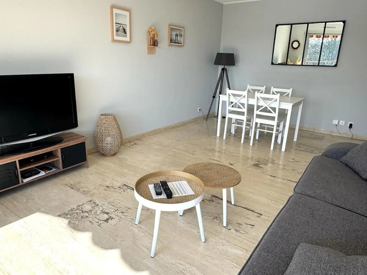 Magnifique F2 - 3 Piscines - 48 M2 Apartment Mandelieu-la-Napoule France